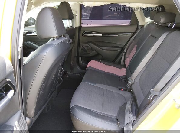 KNDEU2AA2N7313286 2022 KIA SELTOS Yellow Vista de la etiqueta del VIN