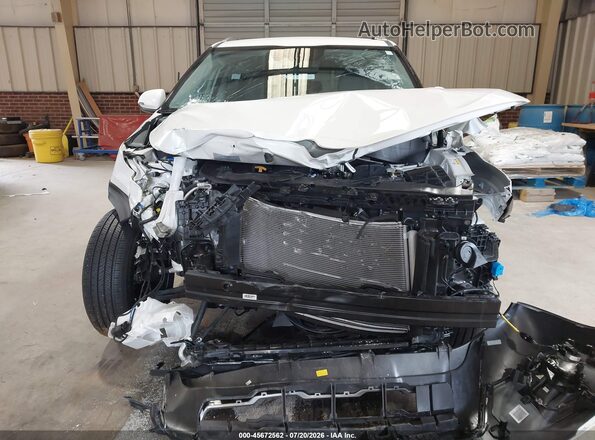 KNDEU2AA2T7862595 2026 KIA SELTOS White ხელსაწყოთა პანელის ხედი