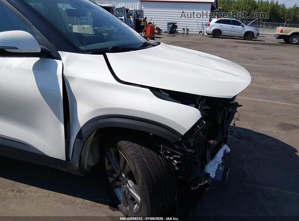 KNDEU2AA3P7464737 2023 KIA SELTOS White Вид спереду
