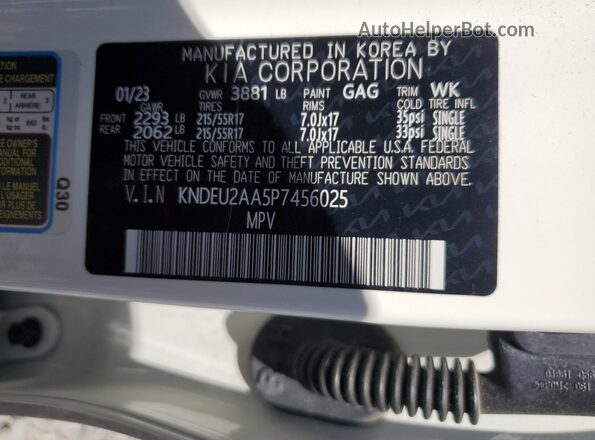 KNDEU2AA5P7456025 2023 KIA SELTOS White Панорамний вид салону 360°