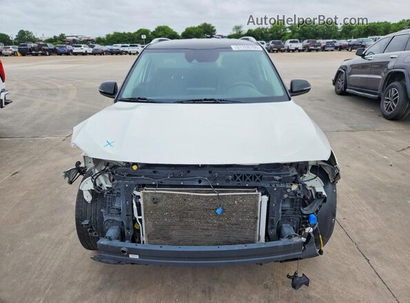 KNDEU2AA6N7246417 2022 KIA SELTOS White Widok z przodu
