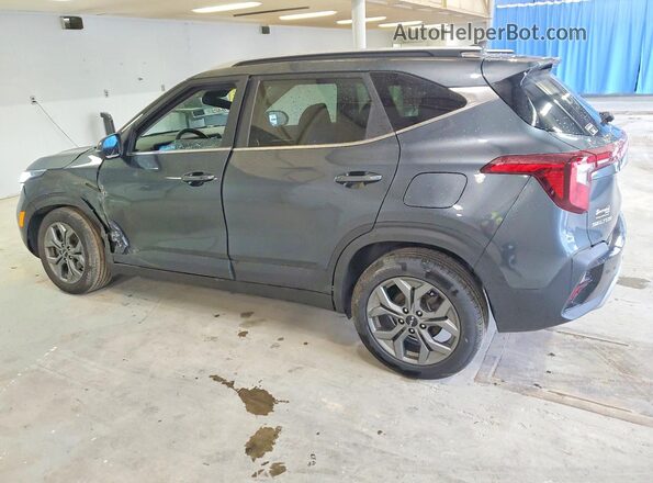 KNDEU2AA7R7615842 2024 KIA SELTOS Charcoal Rear left
