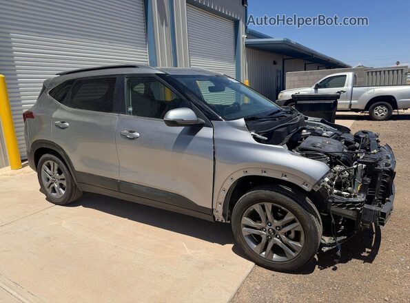 KNDEU2AA8M7090475 2021 KIA SELTOS Silver წინა მარჯვენა