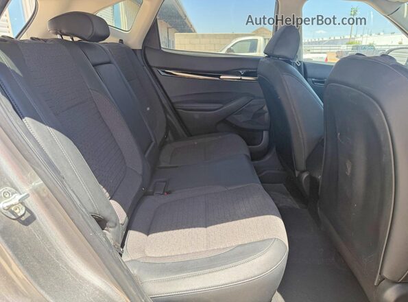 KNDEU2AA8M7090475 2021 KIA SELTOS Silver უკანა სავარძლების ხედი