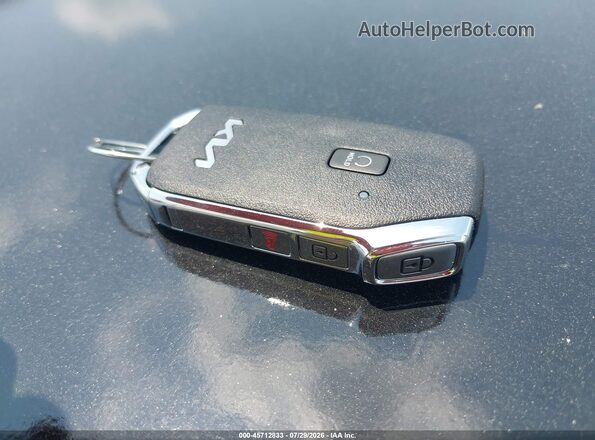 KNDEU2AAXP7398218 2023 KIA SELTOS White Вид панелі приладів