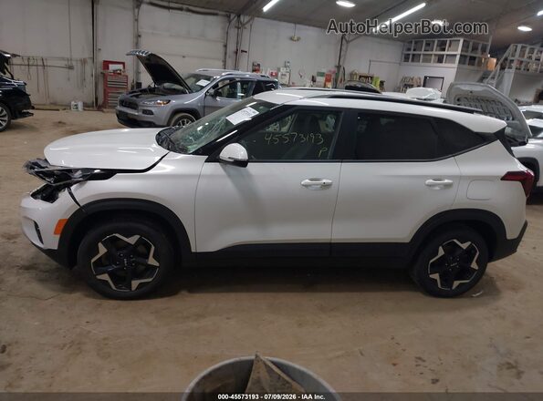 KNDEUCAA9S7683460 2025 KIA SELTOS White სალონის 360-გრადუსიანი ხედი