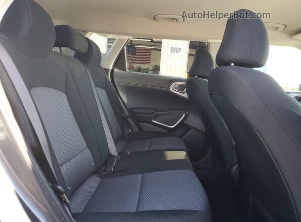 KNDJ23AU2P7881173 2023 KIA SOUL Gray Հետևի նստատեղերի տեսք