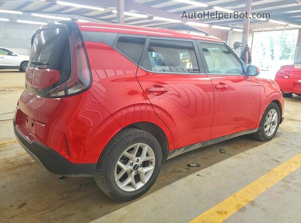 KNDJ23AU3P7202978 2023 KIA SOUL Red Tył prawy