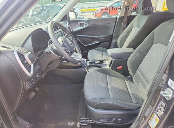 KNDJ23AU5M7773741 2021 KIA SOUL Серый Вид салона спереди
