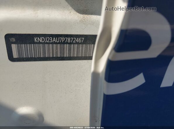 KNDJ23AU7P7872467 2023 KIA SOUL White Widok komory silnika