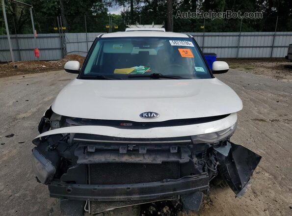 KNDJ23AU8L7734883 2020 KIA SOUL White წინა ხედი