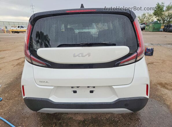 KNDJ23AU8S7930658 2025 KIA SOUL Белый Вид сзади