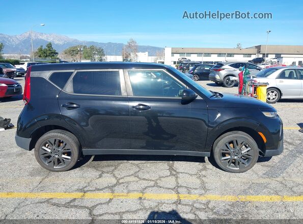 KNDJ33AU2L7724668 2020 KIA SOUL Черный Панорамный вид салона 360°
