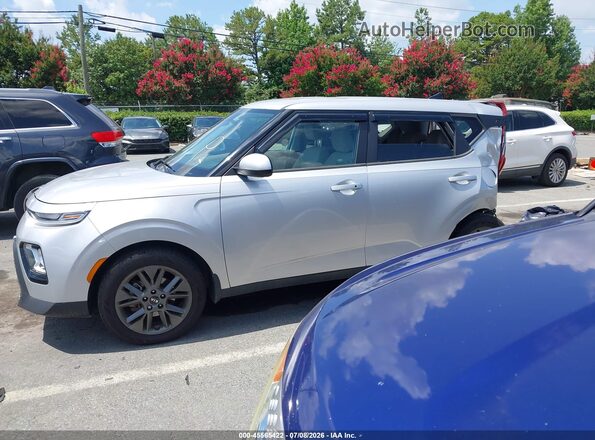 KNDJ33AU3L7009060 2020 KIA SOUL Серебряный Панорамный вид салона 360°