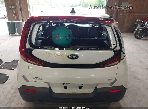 KNDJ33AU9L7714008 2020 KIA SOUL White Front view