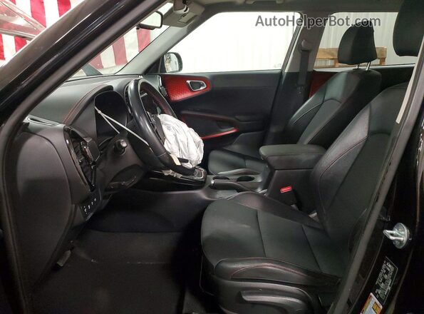 KNDJ53AU3P7845077 2023 KIA SOUL Black Vista interior delantera