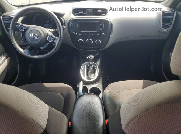 KNDJN2A21J7584516 2018 KIA SOUL White Առջևի վահանակի տեսք