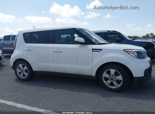 KNDJN2A23K7008248 2019 KIA SOUL White Սալոնի հետևի տեսք