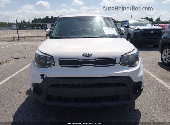 KNDJN2A23K7008248 2019 KIA SOUL White Սարքավորումների վահանակի տեսք