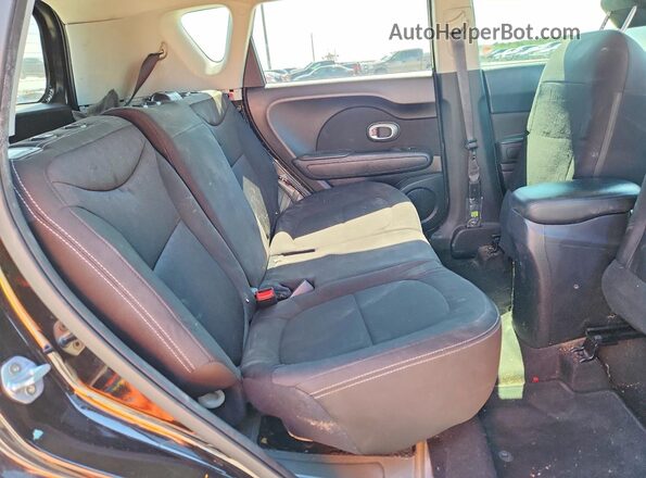KNDJN2A23K7914397 2019 KIA SOUL Black Rear seats view