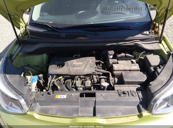 KNDJN2A23K7916604 2019 KIA SOUL Green Widok z tyłu