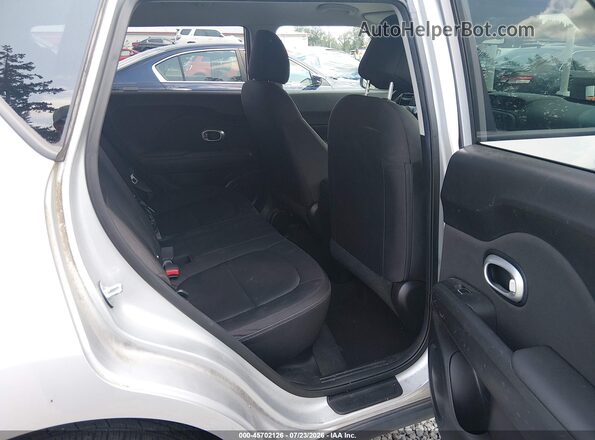 KNDJN2A24H7470682 2017 KIA SOUL Silver 