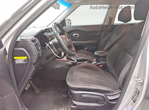 KNDJN2A24K7003897 2019 KIA SOUL Silver Սալոնի դիմացի տեսք