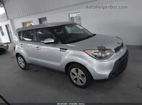 KNDJN2A25G7824384 2016 KIA SOUL Silver Սալոնի հետևի տեսք