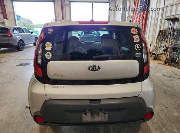KNDJN2A25G7854923 2016 KIA SOUL Silver Հետևի տեսք