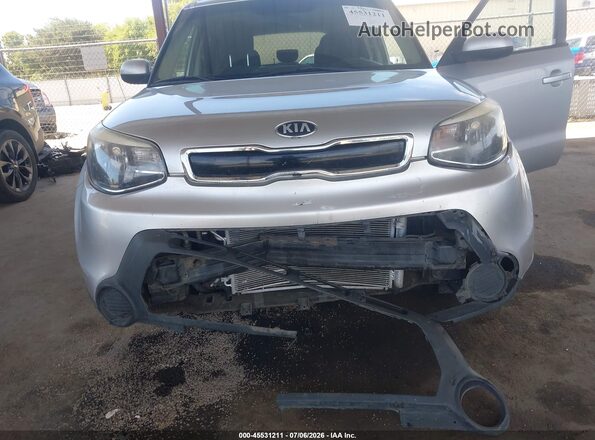 KNDJN2A26G7847902 2016 KIA SOUL Серебряный Вид спереди