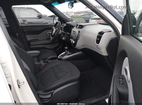 KNDJN2A27G7277103 2016 KIA SOUL White წინა სალონის ხედი