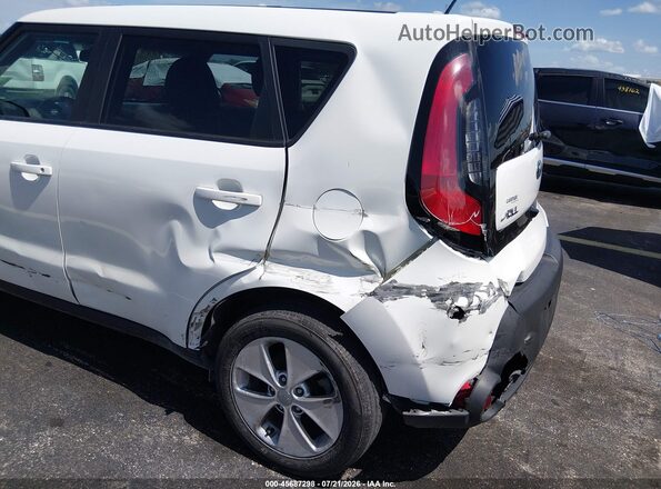 KNDJN2A27G7277103 2016 KIA SOUL White 