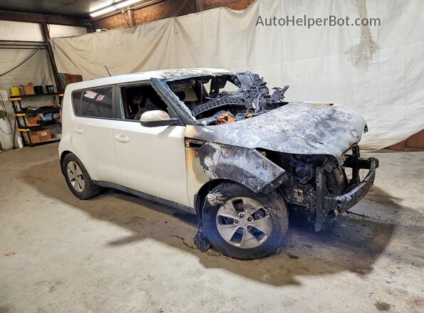 KNDJN2A27G7304963 2016 KIA SOUL White წინა მარჯვენა