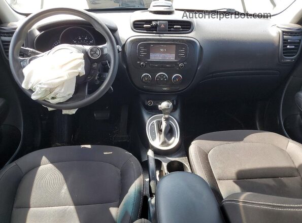 KNDJN2A27K7003828 2019 KIA SOUL Gray Widok deski rozdzielczej