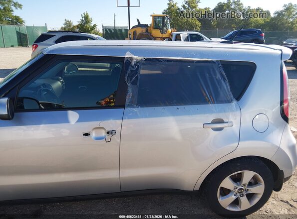 KNDJN2A27K7678403 2019 KIA SOUL Silver Вид спереду