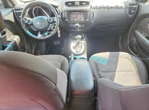 KNDJN2A27K7696092 2019 KIA SOUL Черный Вид панели приборов