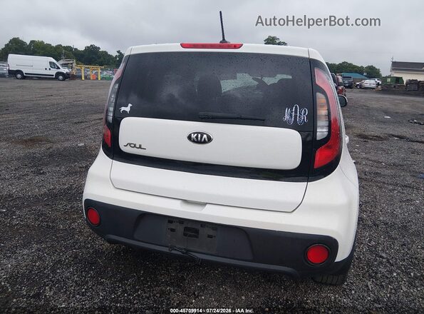 KNDJN2A29H7435703 2017 KIA SOUL White 
