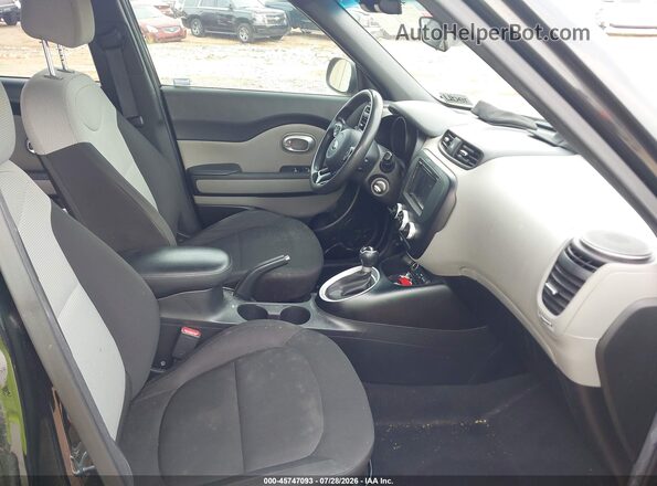 KNDJN2A29J7624017 2018 KIA SOUL Black Front interior view
