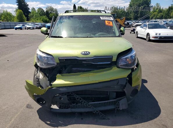 KNDJN2A2XH7879236 2017 KIA SOUL Green Vista frontal