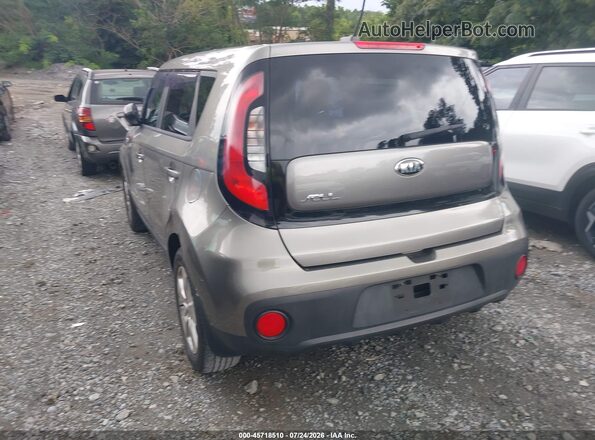 KNDJN2A2XJ7510897 2018 KIA SOUL Gray Trasero izquierdo