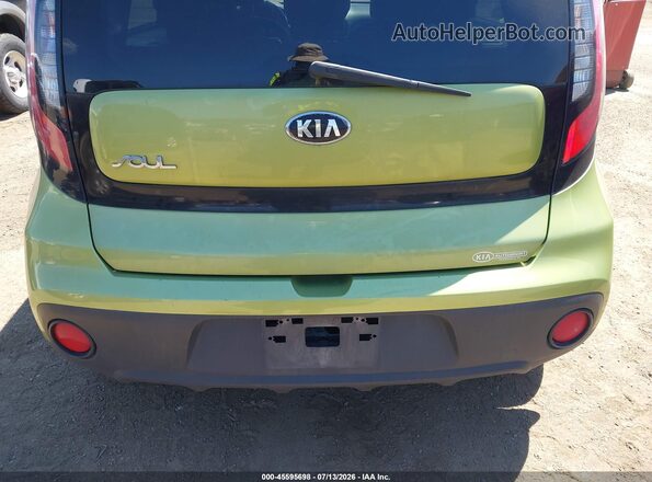 KNDJN2A2XJ7902097 2018 KIA SOUL Green Widok z przodu