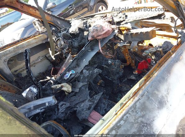 KNDJN2A2XK7006321 2019 KIA SOUL Белый Вид салона спереди