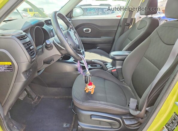 KNDJN2A2XK7919600 2019 KIA SOUL Green Vista interior delantera