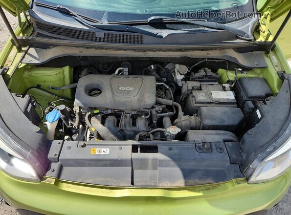 KNDJN2A2XK7919600 2019 KIA SOUL Green Vista interior trasera