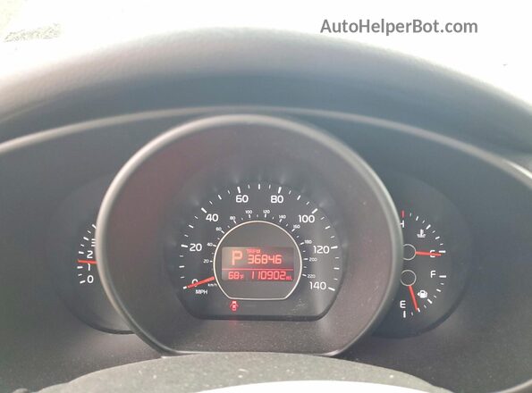 KNDJP3A52K7637641 2019 KIA SOUL Red ხელსაწყოთა პანელის ხედი