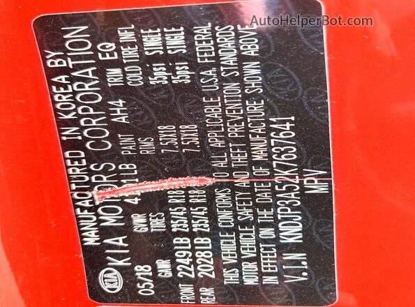 KNDJP3A52K7637641 2019 KIA SOUL Red VIN კოდის სტიკერის ხედი