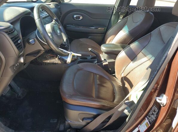 KNDJP3A53H7464012 2017 KIA SOUL Brown წინა სალონის ხედი