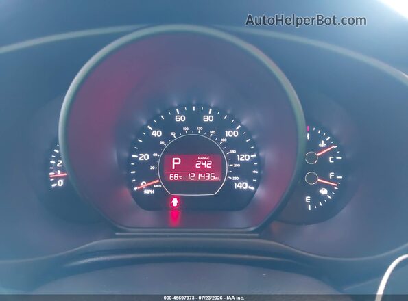 KNDJP3A53K7656599 2019 KIA SOUL Red Rear seats view