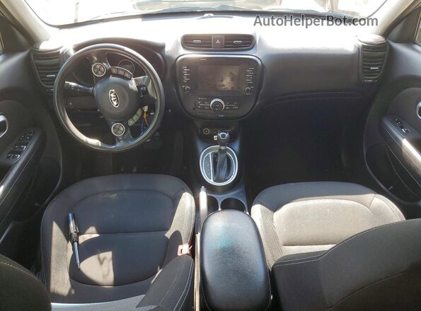 KNDJP3A55K7002896 2019 KIA SOUL Угольный Вид панели приборов