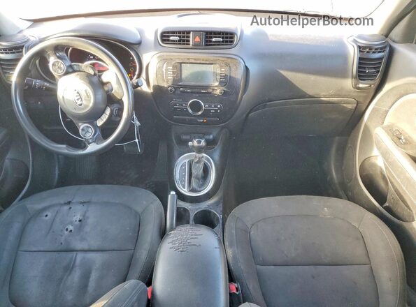 KNDJP3A56H7463582 2017 KIA SOUL Синий Вид панели приборов